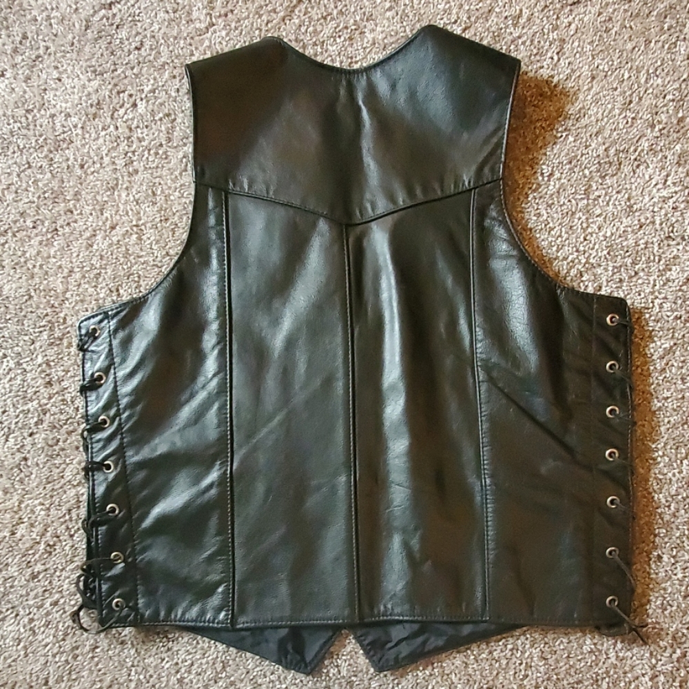Motorcycle Leather Riding Vest - Picture 2 of 6